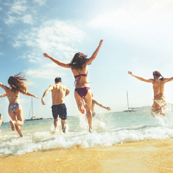 Discover beaches, history and culture with our exclusive offer in Barcelona, Tarragona and Madrid.