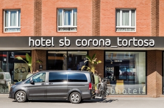Hotel con sala de reuniones en Tortosa